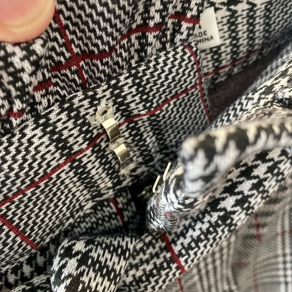 JustFab Plaid High Waisted Pants Trousers size Medium - Picture 9 of 10